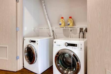 Speechless In Seattle - #1 Location - 2Br - Free Parking - Vr1 Apartment ภายนอก รูปภาพ